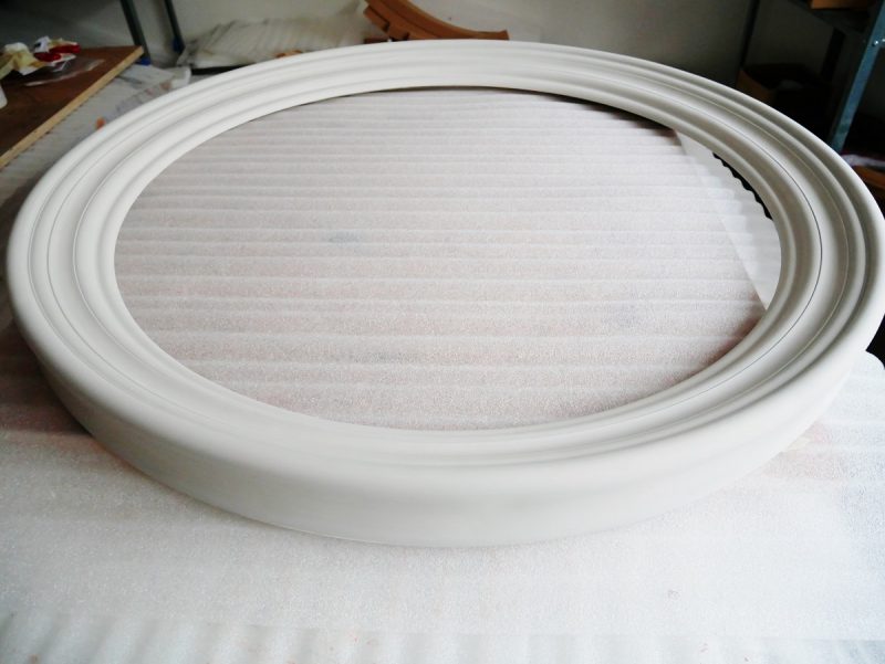 round mirror frame with gesso ready for silver leaf image